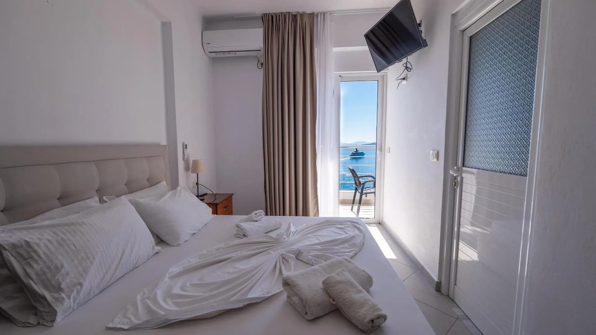 Erioni Hotel Sarande Albania
