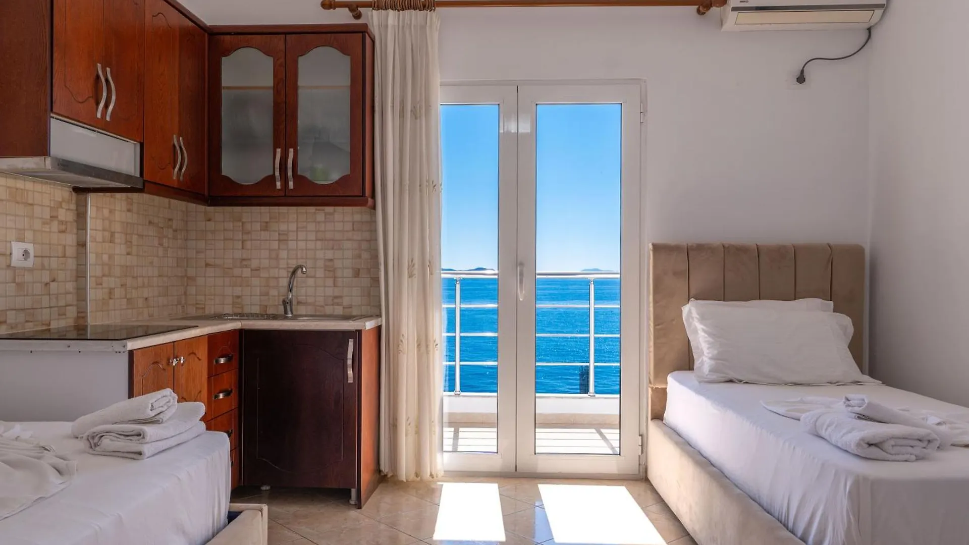 Erioni Hotel Sarande