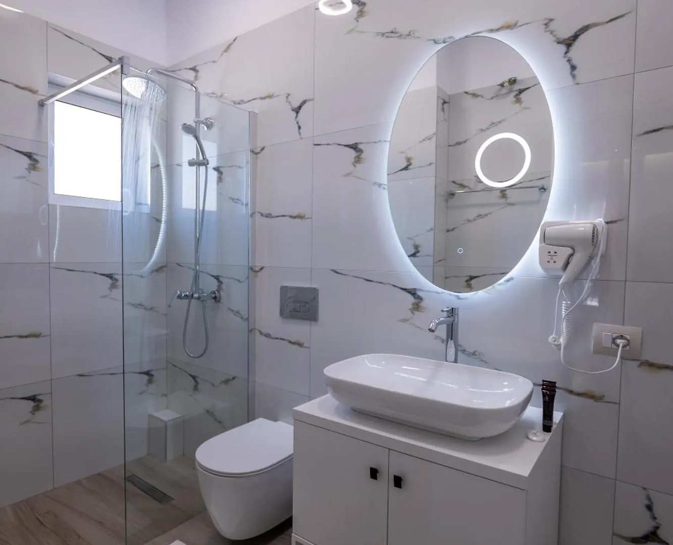 Erioni Hotel Saranda